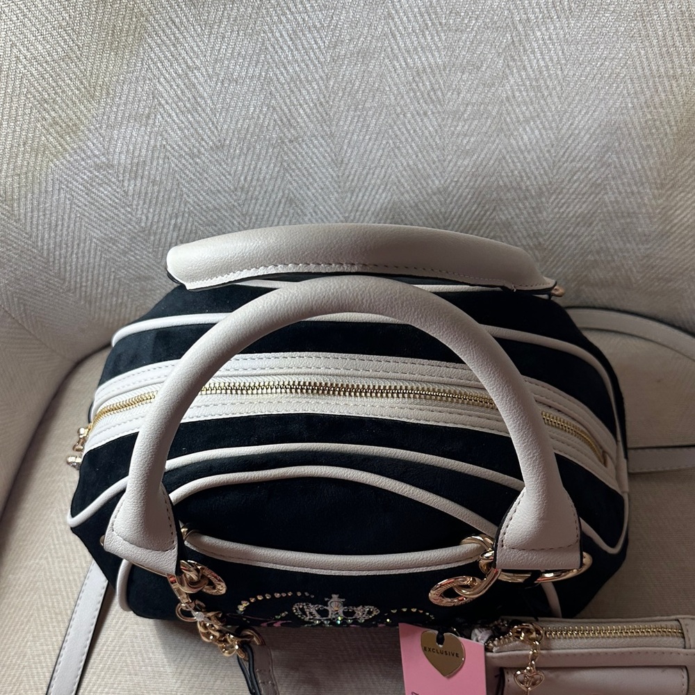 Juicy Couture Black and Cream Shoulder and Top Handle Bag with Pouch - Picture 12 of 15
